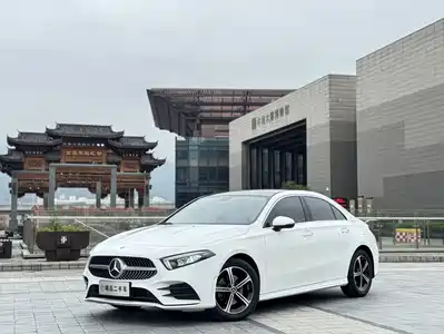 Mercedes-Benz A