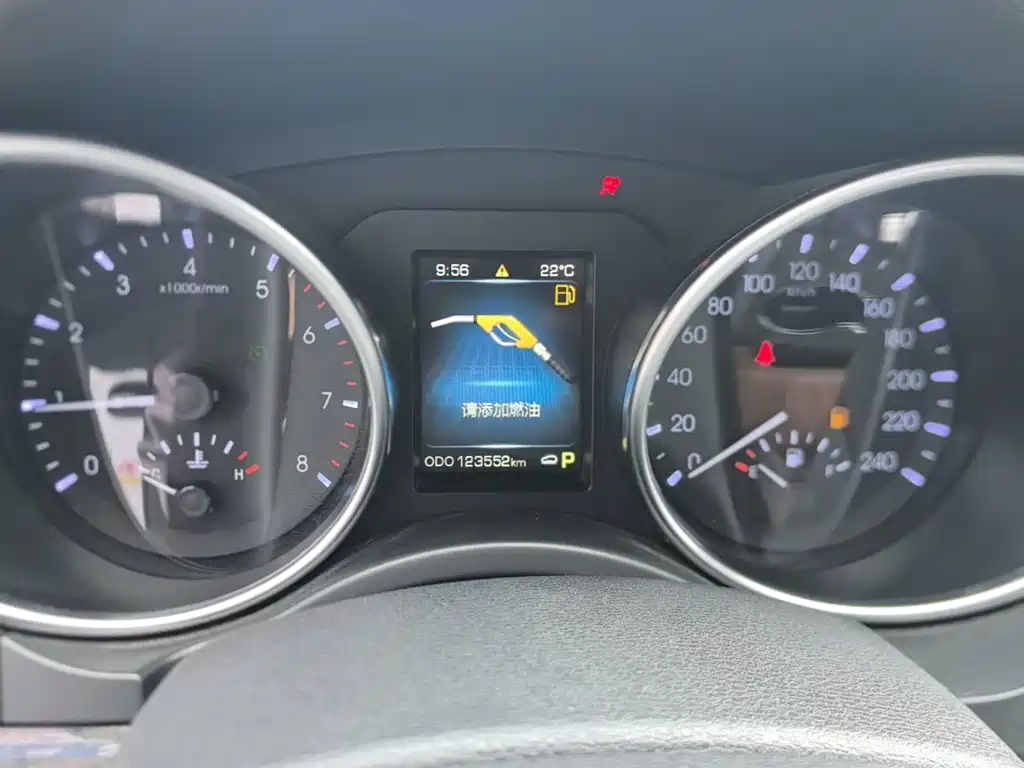 Haval H8 2015 2015 2.0T 2WD Luxury
