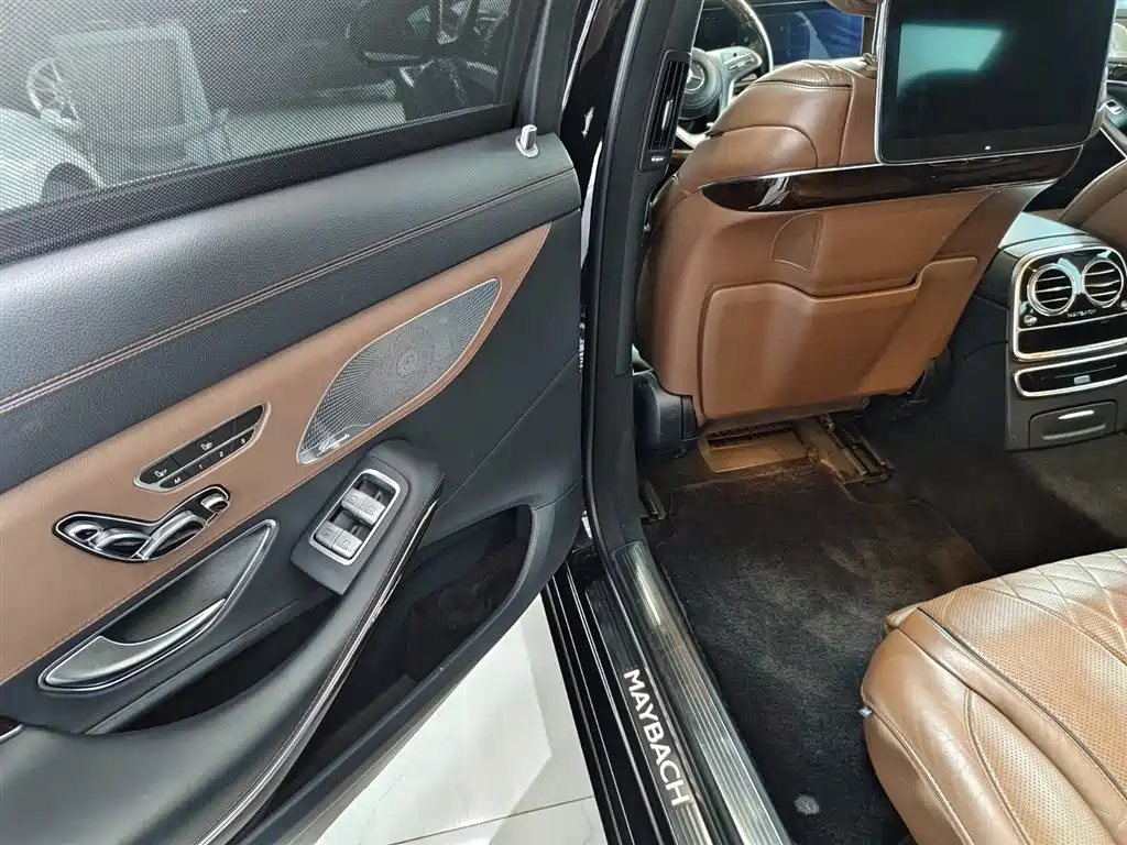 Mercedes-Benz Maybach S-Class 2018 S 450 4MATIC фото 12