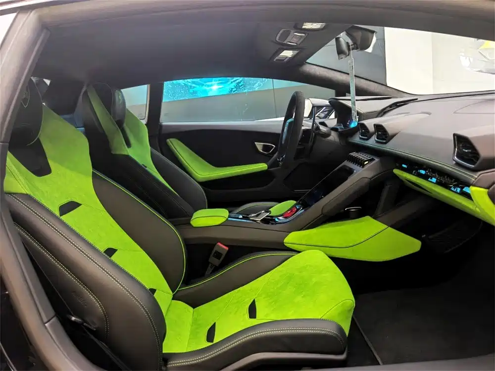 LAMBORGHINI HURACÁN