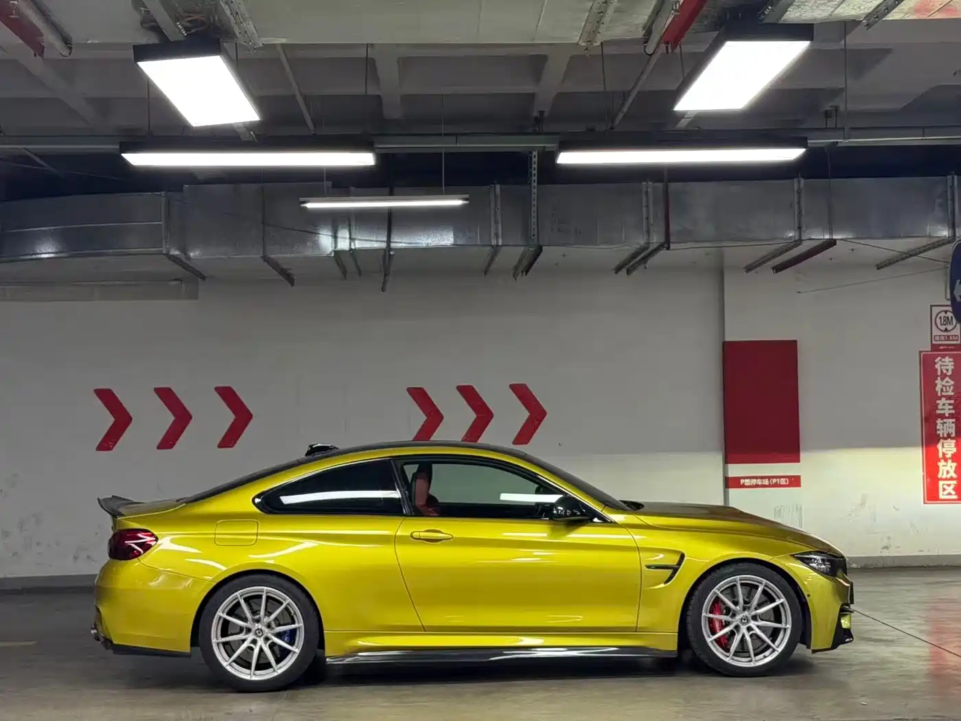 BMW M4 2017 M4 Coupe фото 6