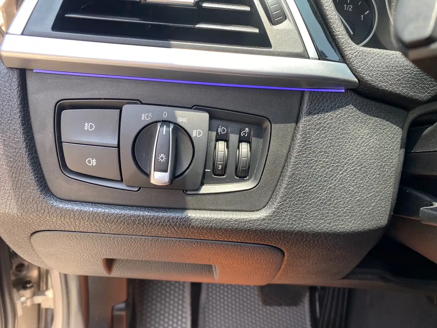 BMW 3 Series 2018 320Li Fashion Style фото 17
