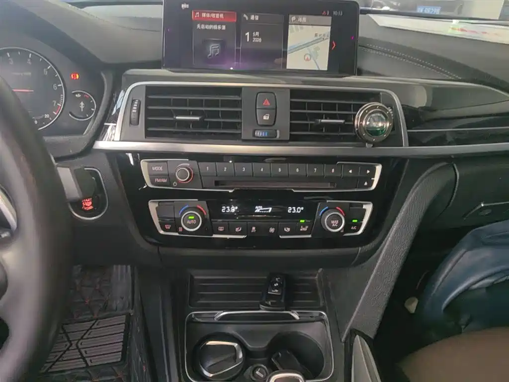 BMW 3 Series 2018 320Li M Sport Black Night Edition фото 13