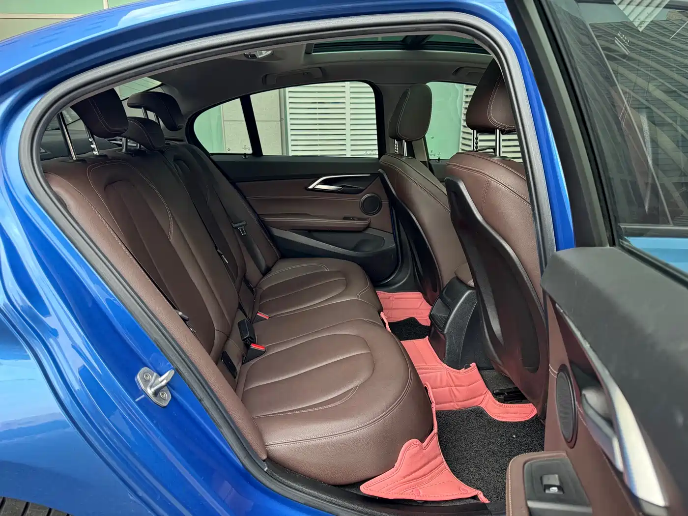 BMW 1 Series 2019 118i M Sport Package фото 20
