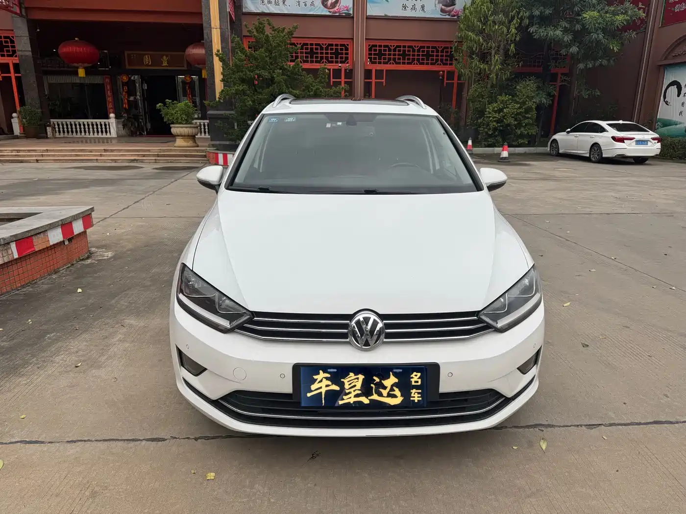 VOLKSWAGEN GOLF*JIAYU