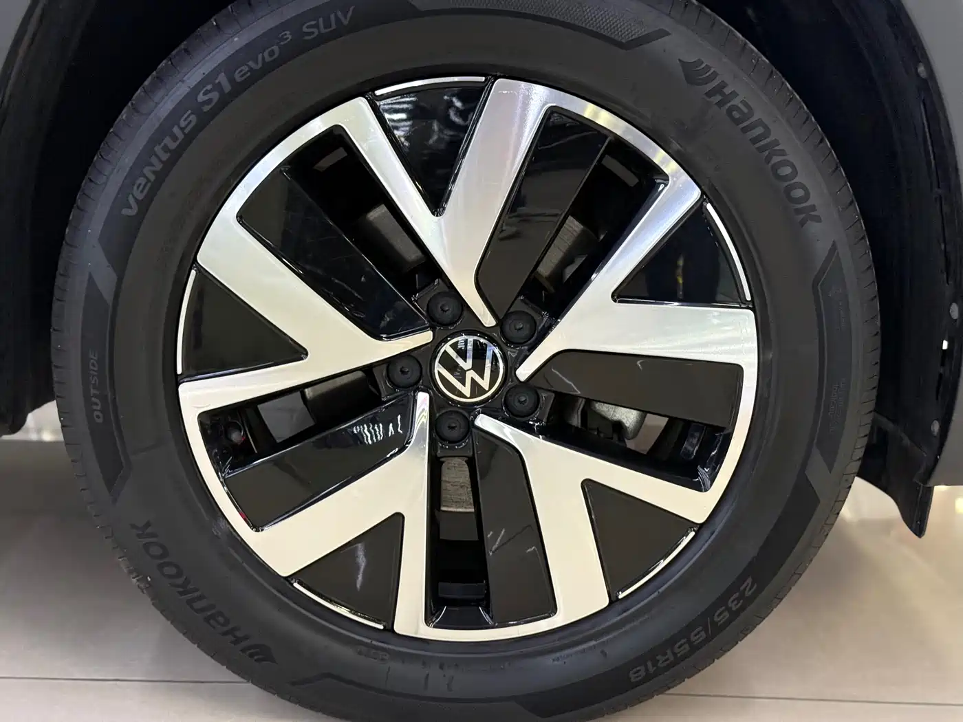 Volkswagen Tayron 2023 280TSI 2WD Luxury Plus Advanced Edition фото 22