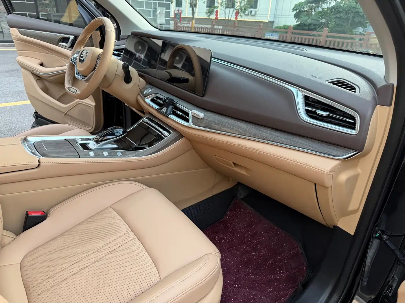 Landian E5 2024 2024 Glory Edition 100KM Premium Type 7-Seater