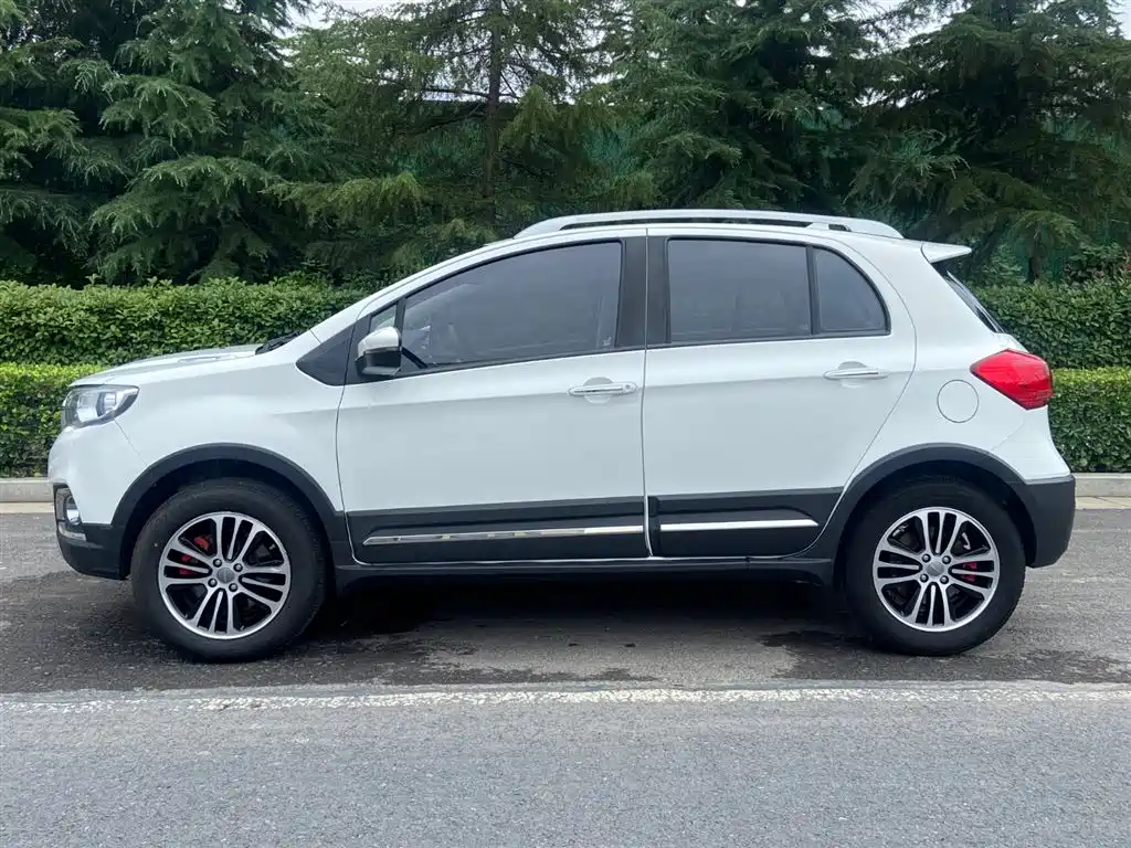 Haval H1 2017 Blue Label 1.5L Manual Premium фото 18