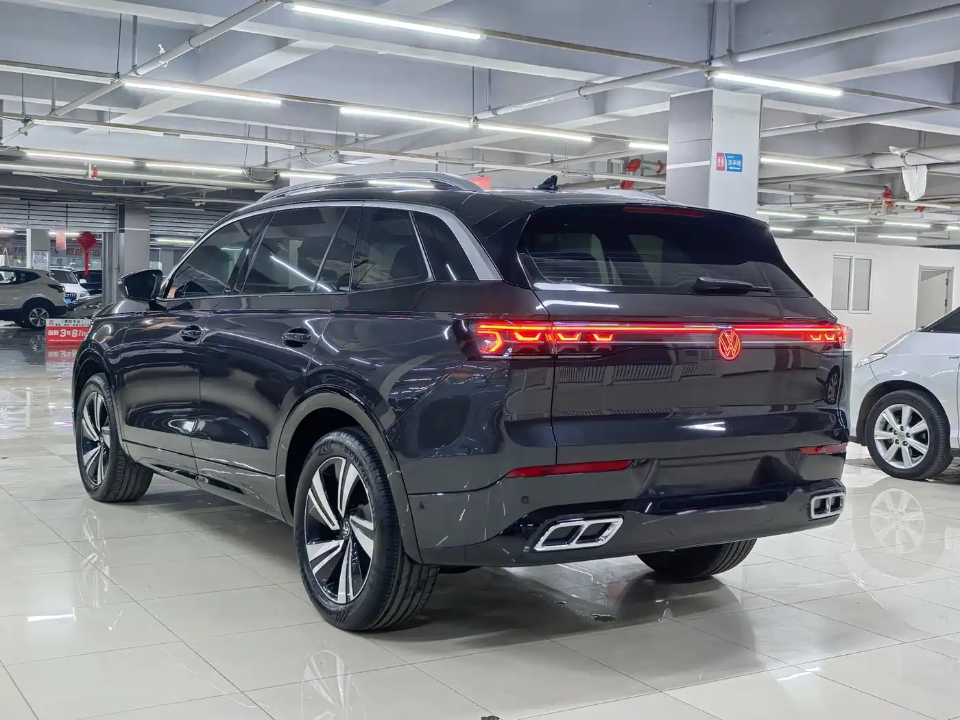 Volkswagen Talagon 2023 380TSI 4WD R-Line Touring Edition фото 9