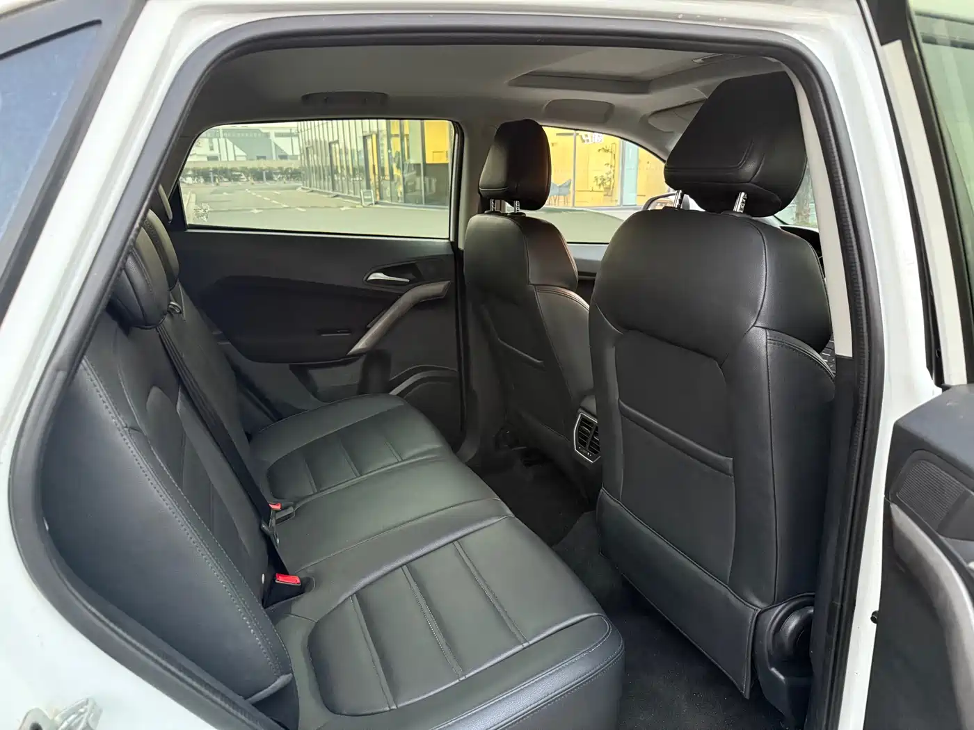 MG Roewe RX5 2016 2016 1.5TGI Manual Value Edition