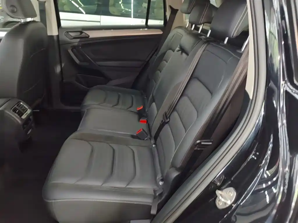 Volkswagen Tiguan L 2020 330TSI Auto 2WD Panorama Comfort China VI фото 17