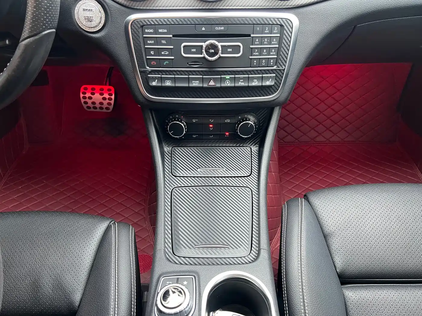 Mercedes-Benz GLA 2017 GLA 220 4MATIC Fashion фото 17