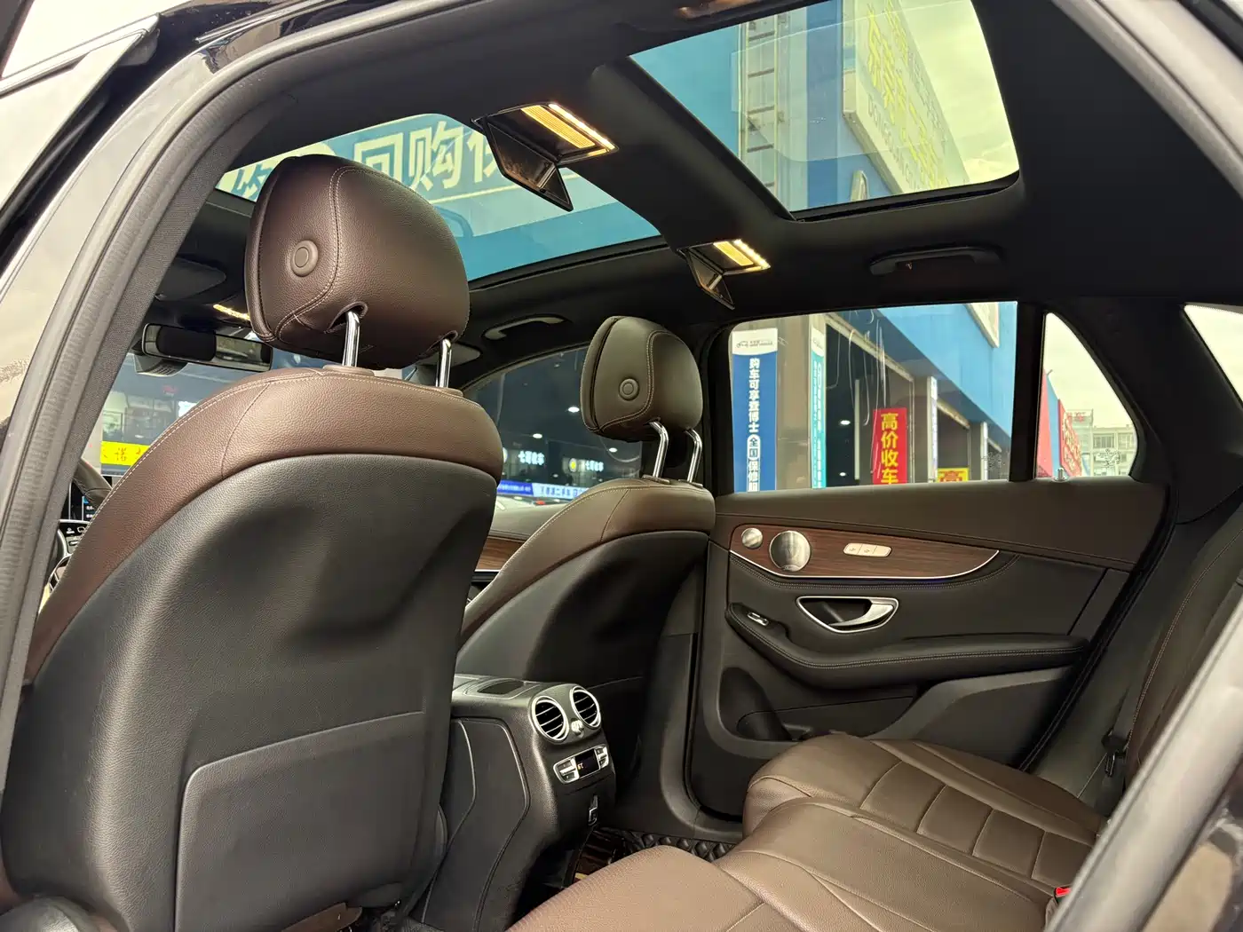 Mercedes-Benz GLC 2020 GLC 300 L 4MATIC Luxury фото 15