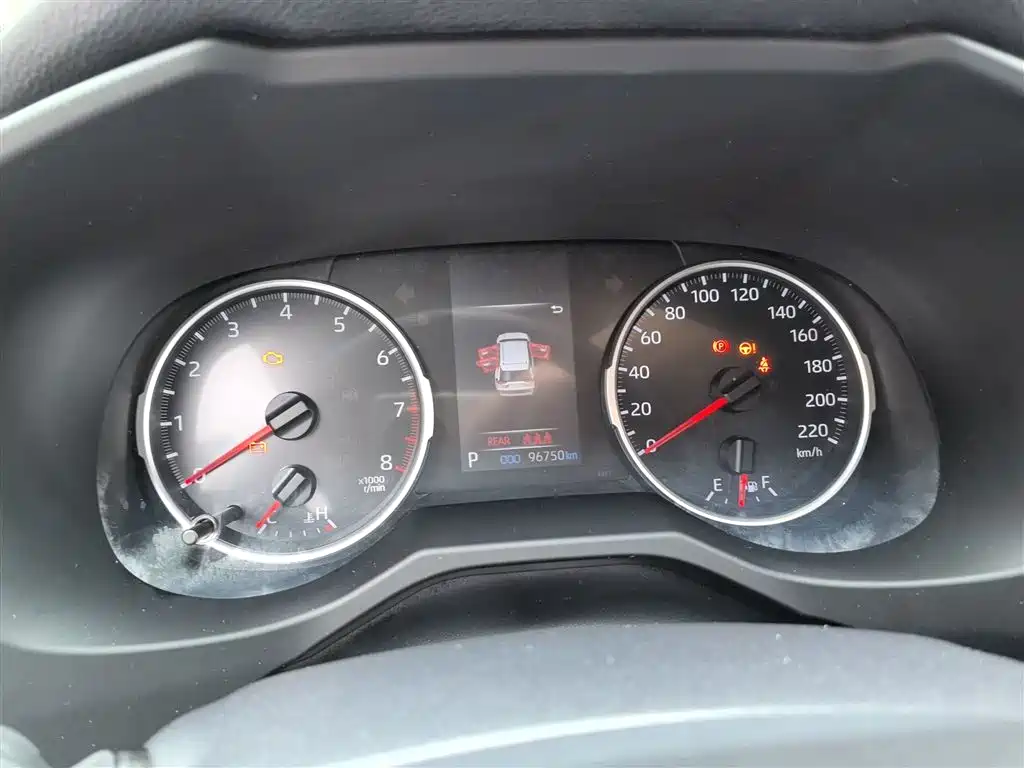 Toyota RAV4 Rongfang 2020 2.0L CVT 2WD Urban Edition фото 8
