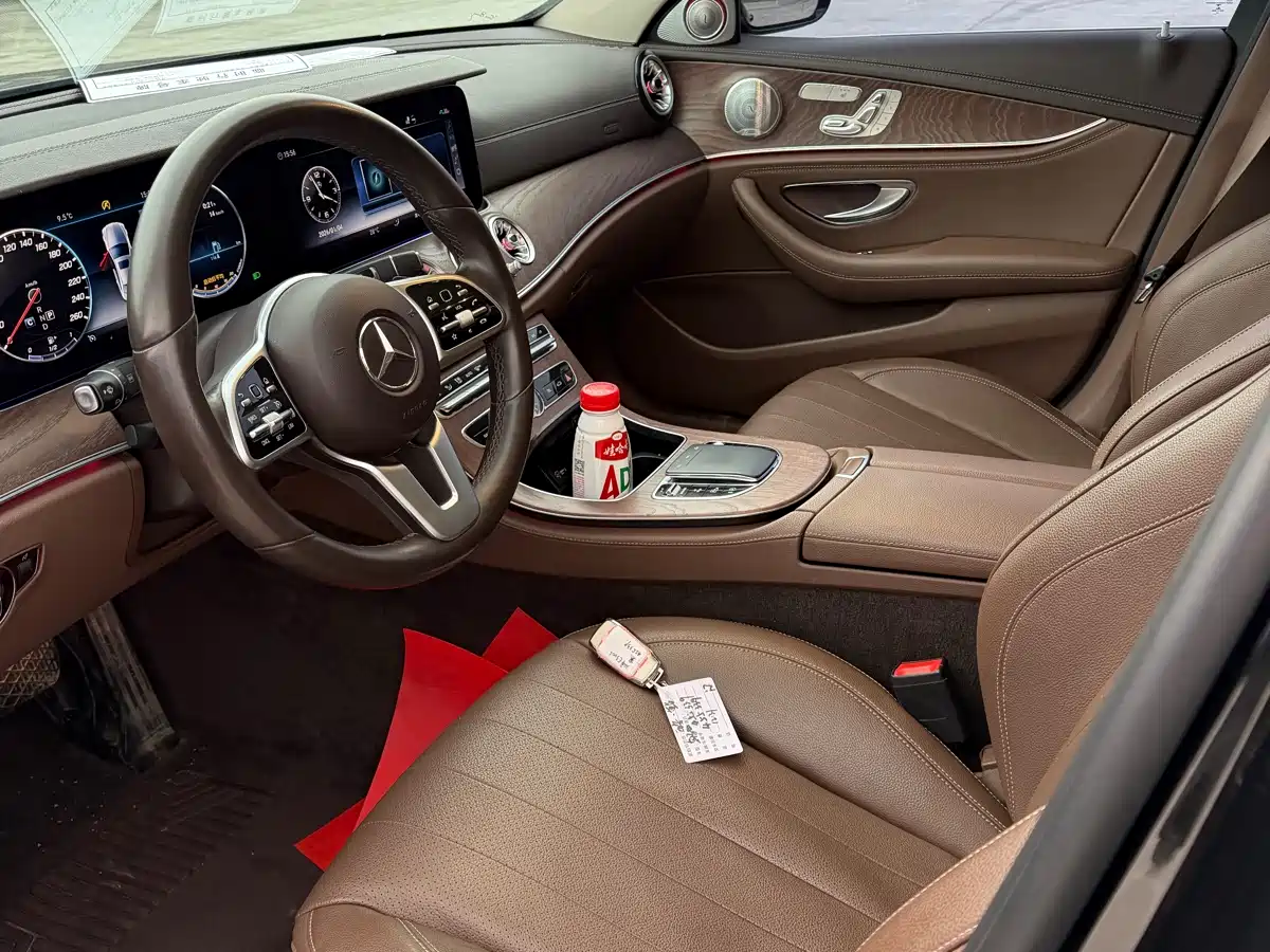 Mercedes-Benz E-Class 2020 E 300 L Luxury Model фото 4