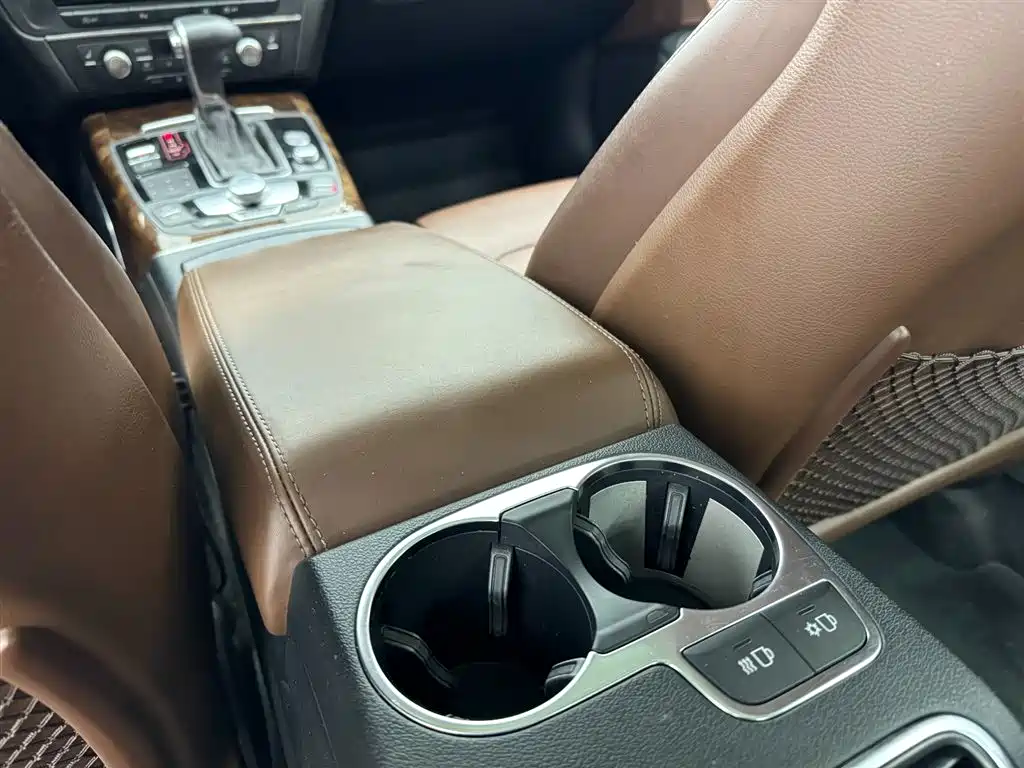 Audi A6L 2012 35 FSI Comfort фото 16