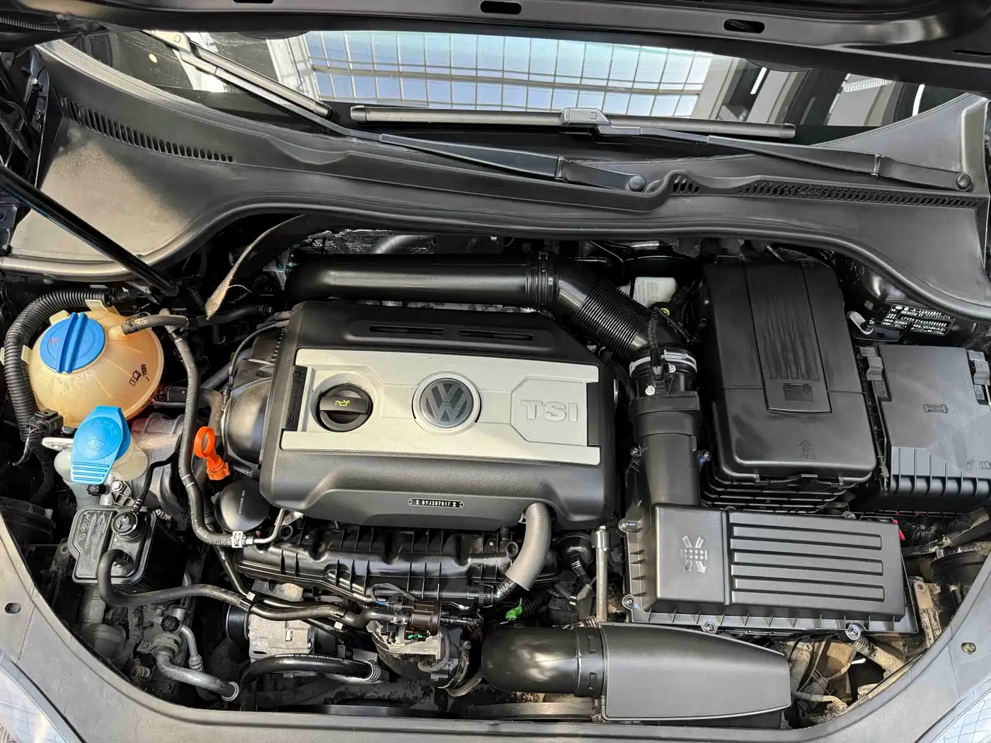 Photo 19 - Volkswagen Sagitar