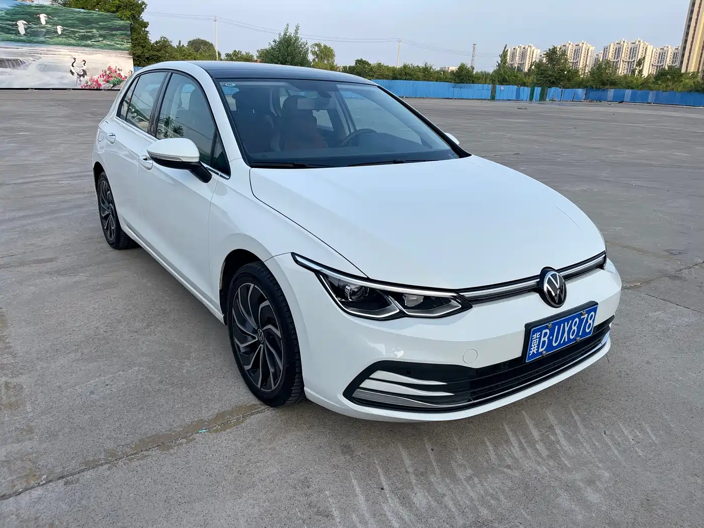 Volkswagen Golf 2023 Facelift 280TSI DSG Pro фото 5