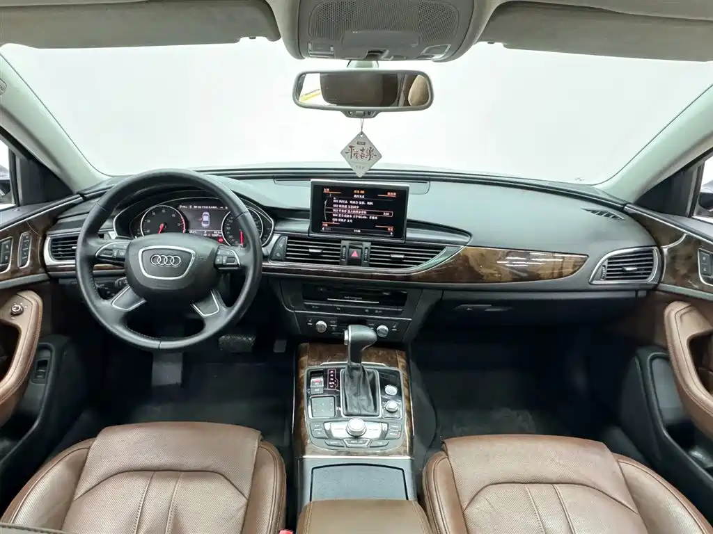 Audi A6L 2012 35 FSI Comfort фото 14