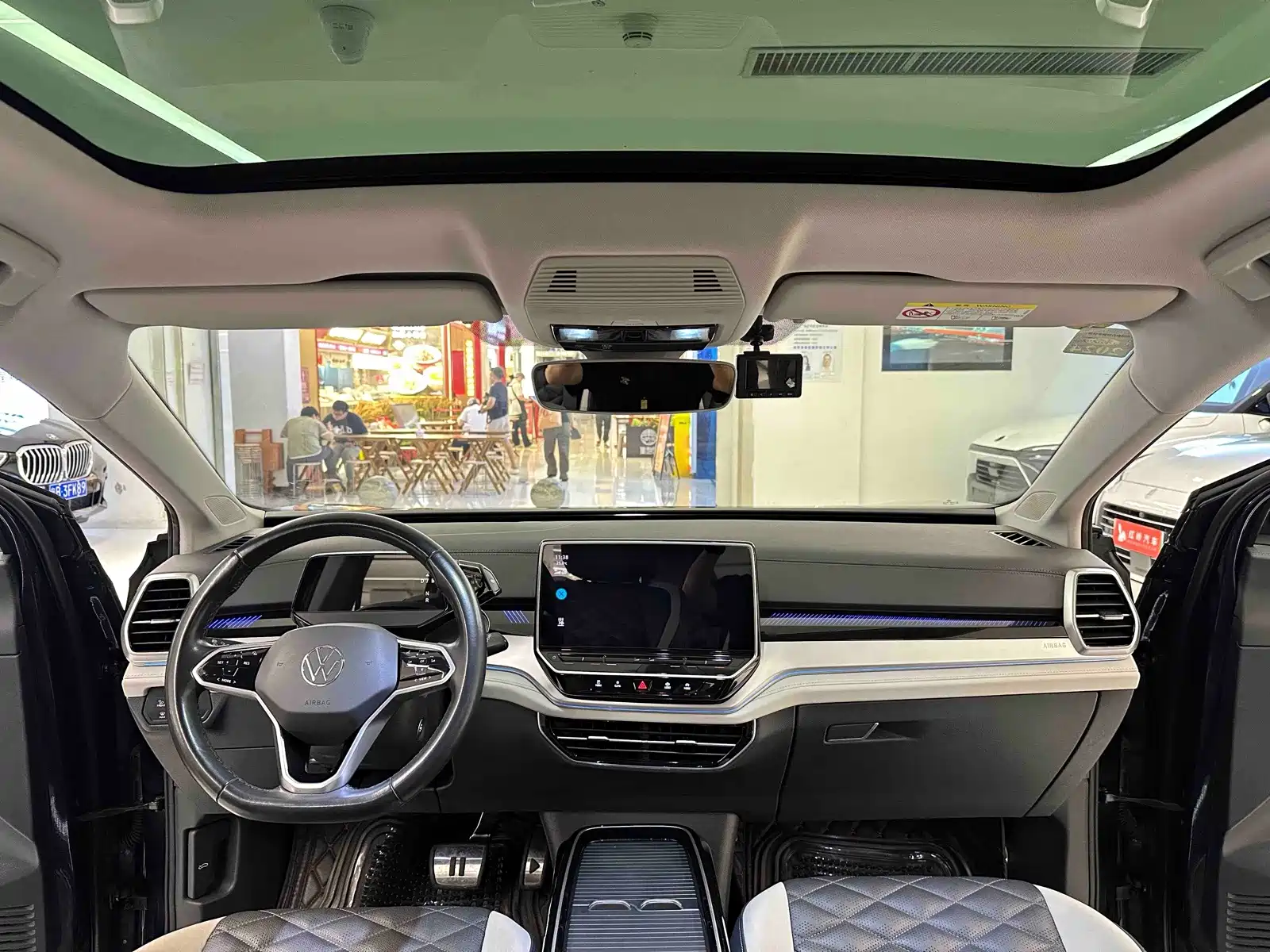 Фото 20 - Volkswagen ID.6 CROZZ