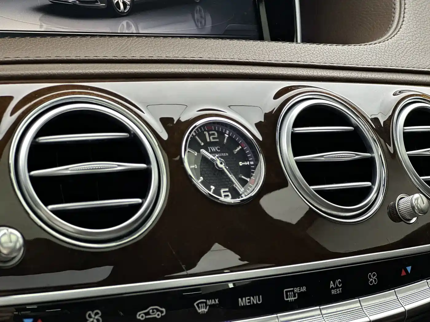 Mercedes-Benz Maybach S-Class 2016 S 400 4MATIC фото 13
