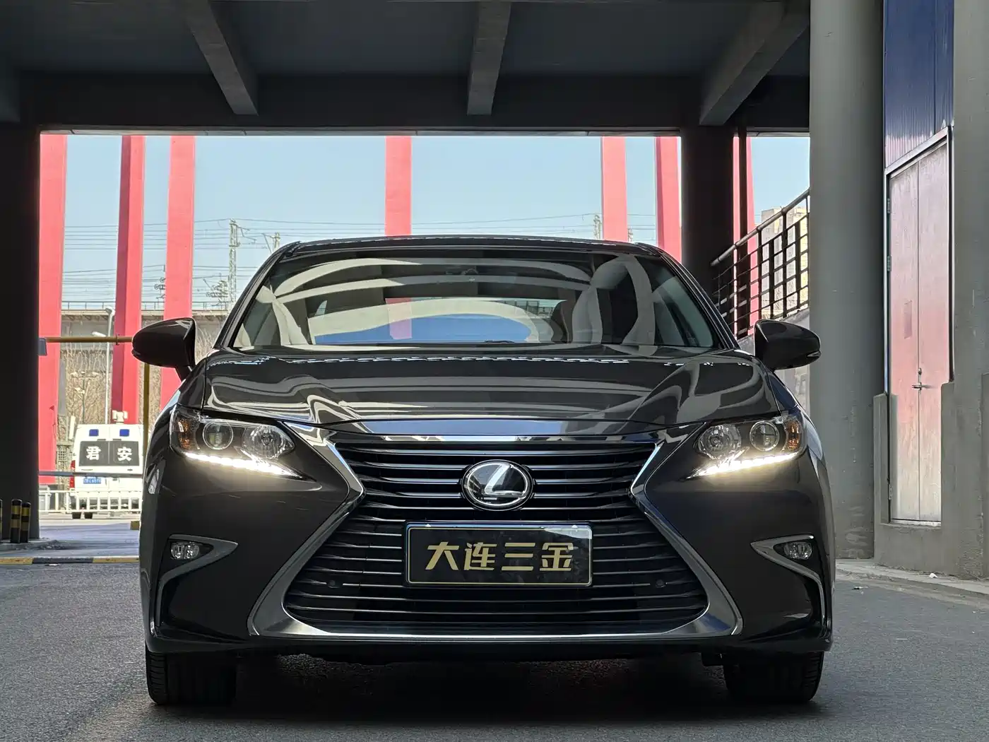 Lexus ES 2015 200 Elite Edition фото 2