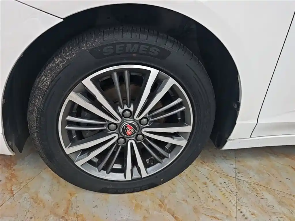 Roewe i5 2019 2019 1.5L Manual 4G Langhao Edition