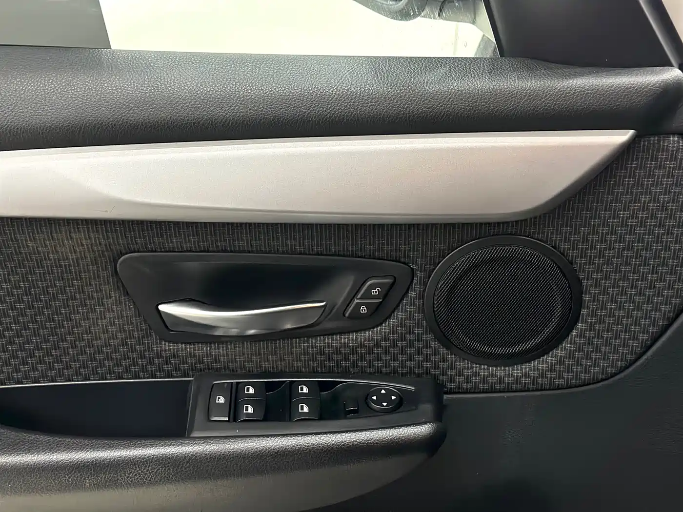 BMW 2 Series Gran Tourer 2015 218i Leading фото 24