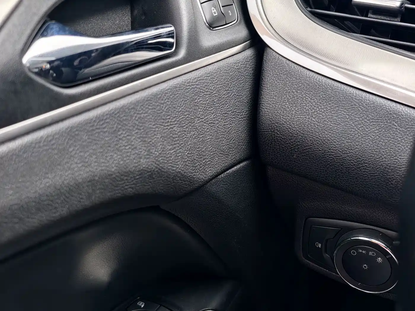 Lincoln MKC 2019 2019 2.0T 2WD Noble Enjoyment Edition China V