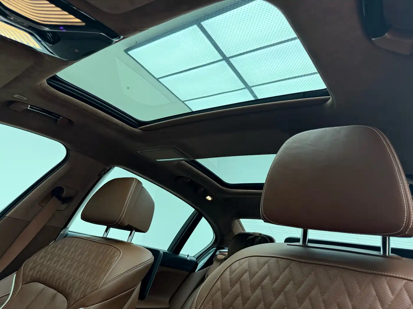 BMW 7 Series 2018 740Li xDrive Premium Type M Sport Package фото 14
