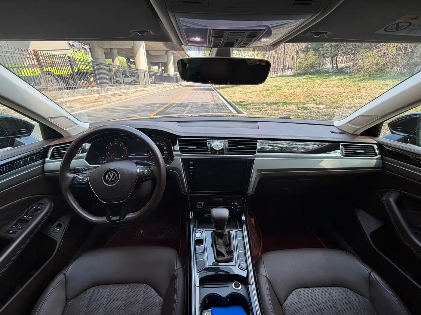Volkswagen Phideon 2021 380TSI Luxury Edition фото 10