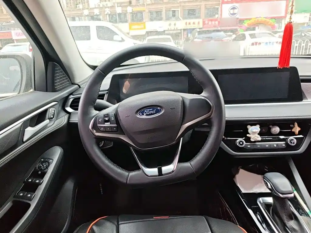 Ford Escort 2022 2021 1.5L Automatic Diamond Edition
