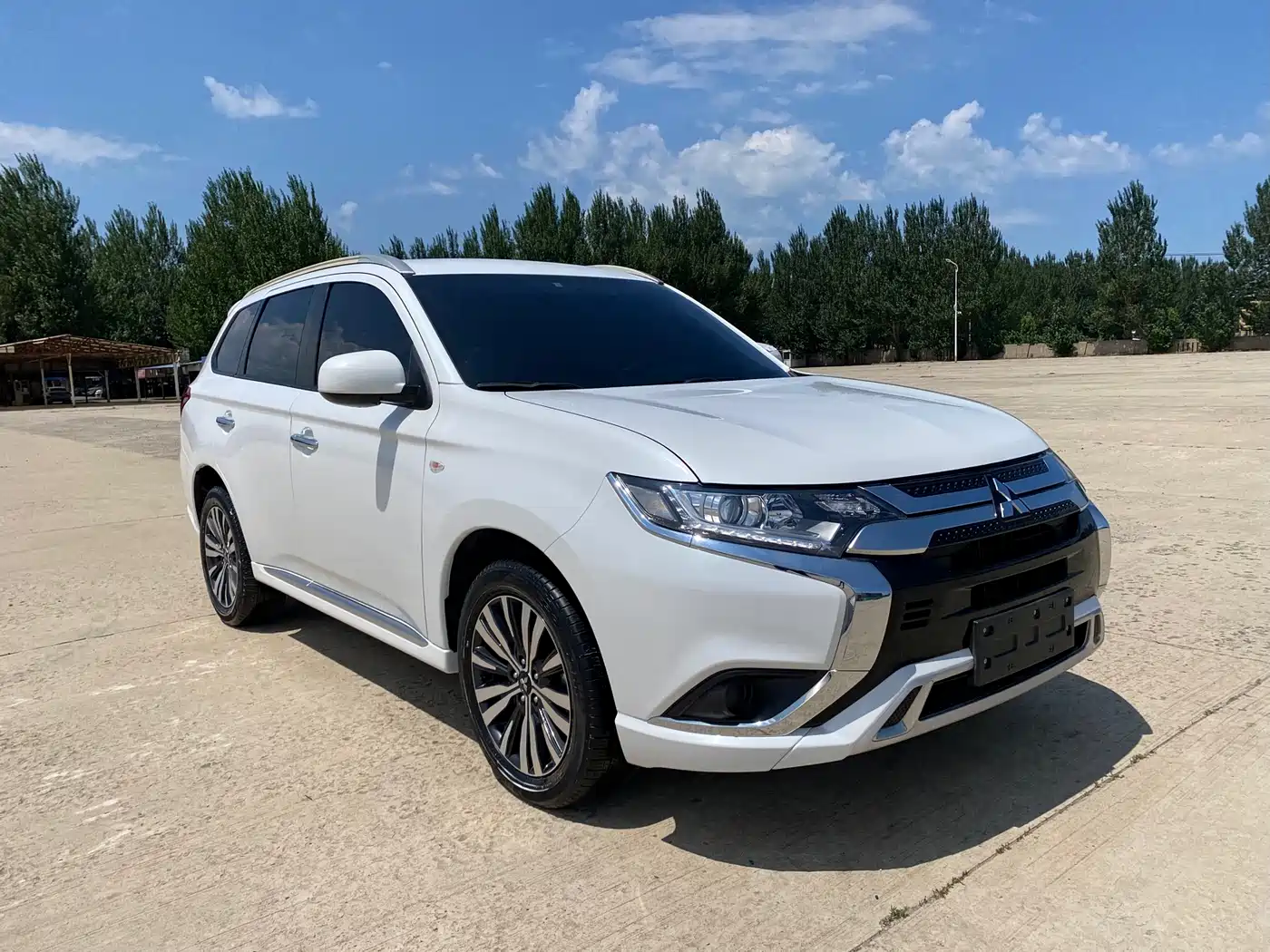 Mitsubishi Outlander 2021 2021 2.0L 2WD Smooth Ride Version 5-Seater