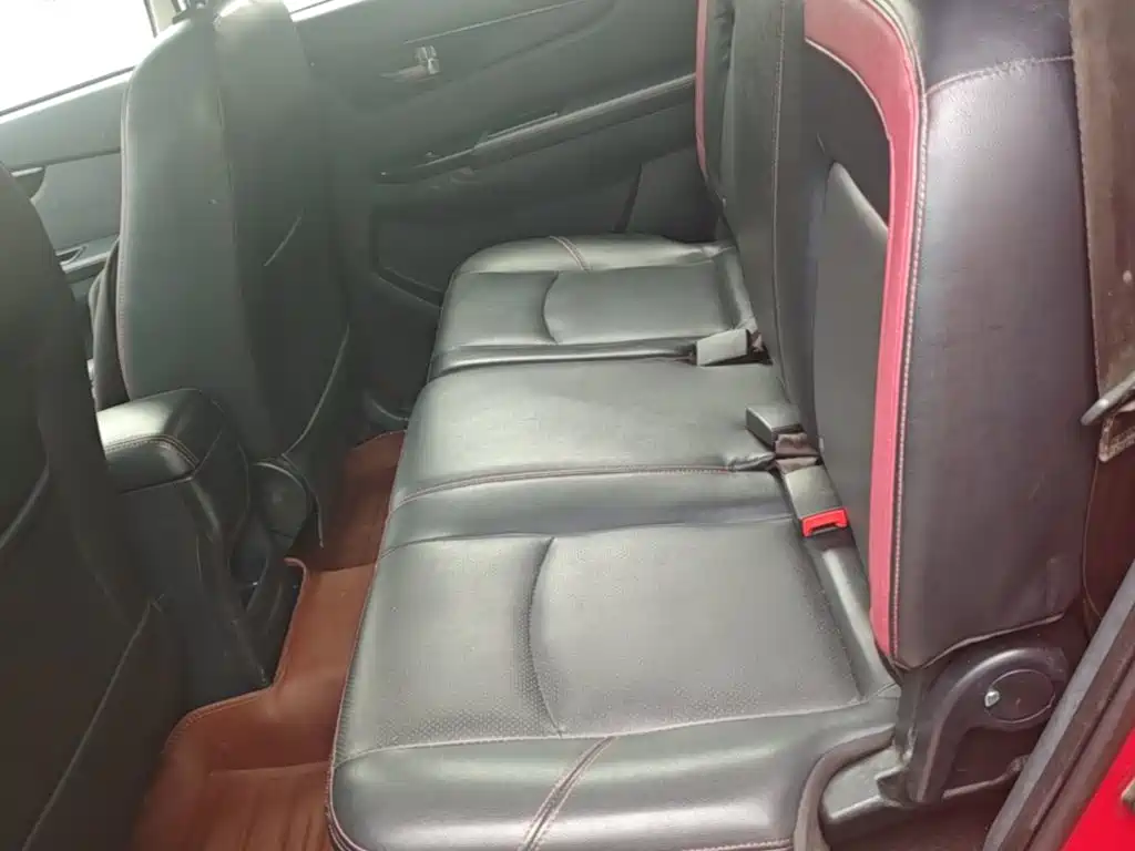 Фото 17 - BAIC Huansu S3