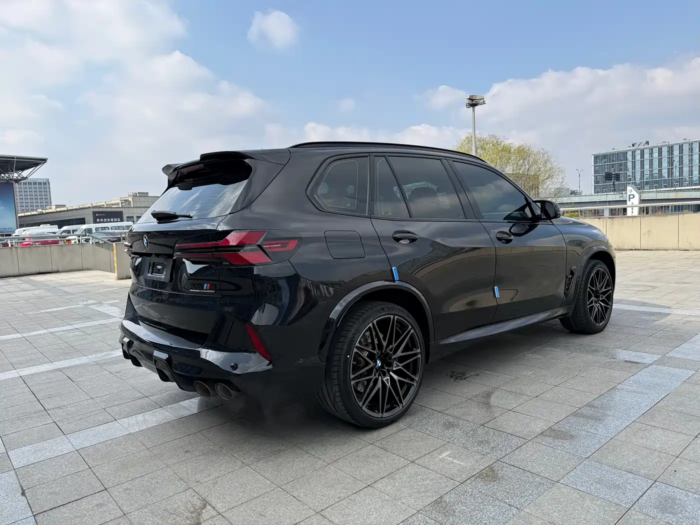 BMW X5 M 2023 Model X5 M Thunder Edition фото 24