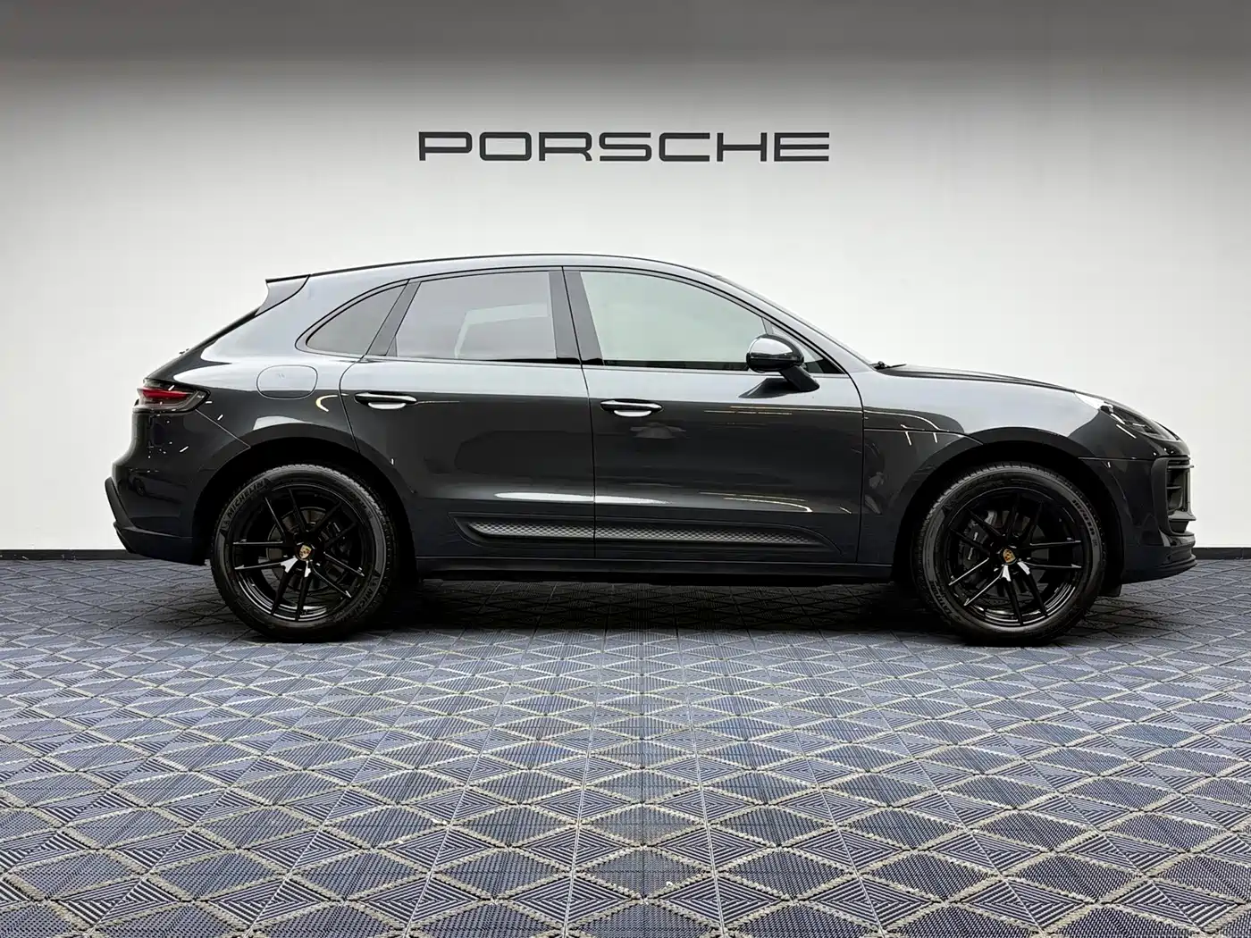 Porsche Macan 2024 Macan 2.0T фото 14