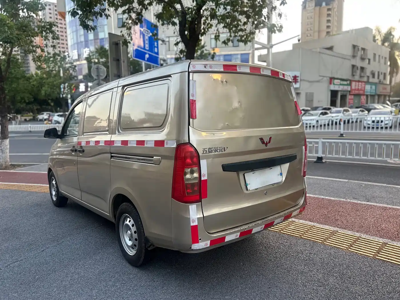 Wuling Motors Wuling Rongguang V 2018 2018 1.5L Utility Model