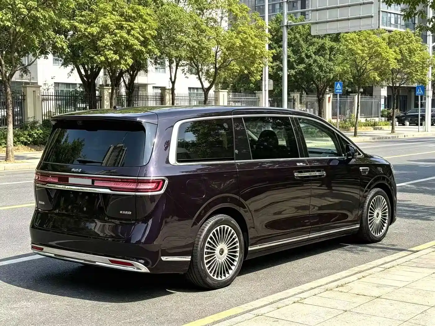 Zhijie Zunjie MPV 2026 2026 Model Mid-Range Edition