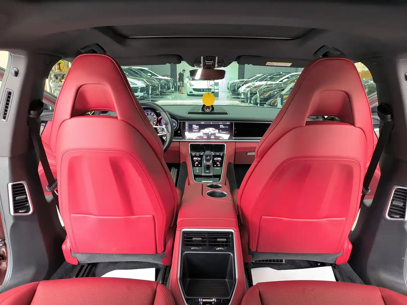 Porsche Panamera 2019 Panamera 2.9T фото 4