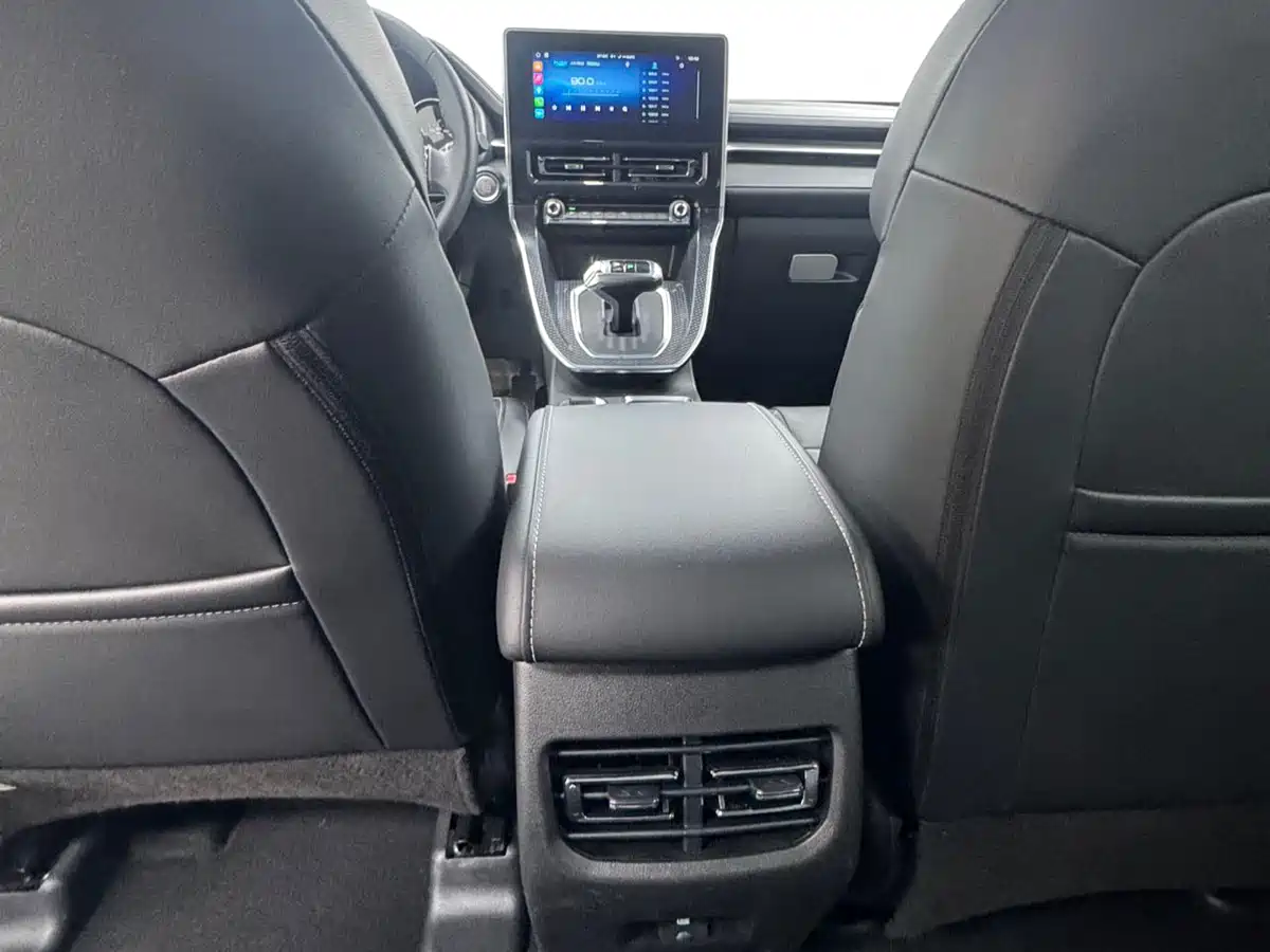 Haval M6 2021 PLUS 1.5T DCT Luxury Smart Connect фото 14