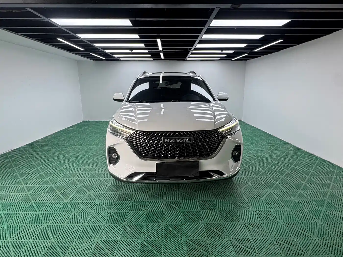 Haval M6 2021 PLUS 1.5T DCT Luxury Smart Connect фото 2