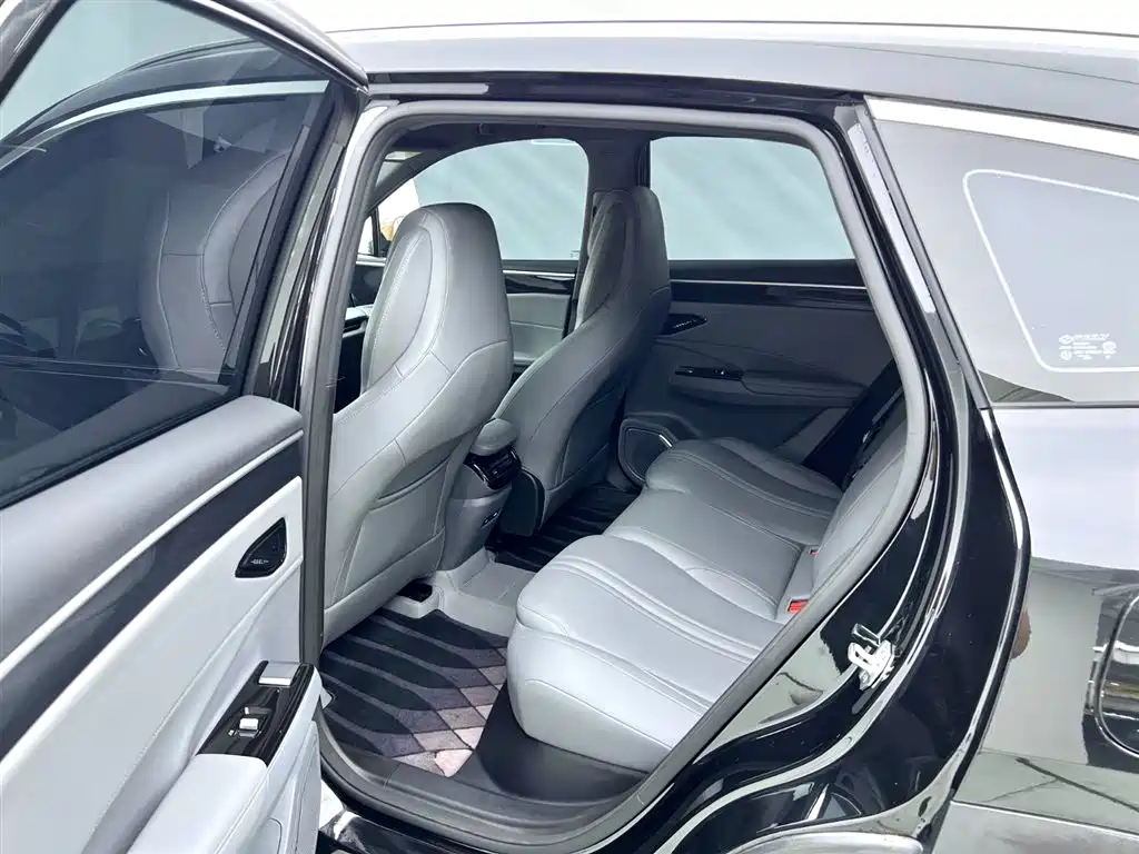 GEELY GALAXY GALAXY L7