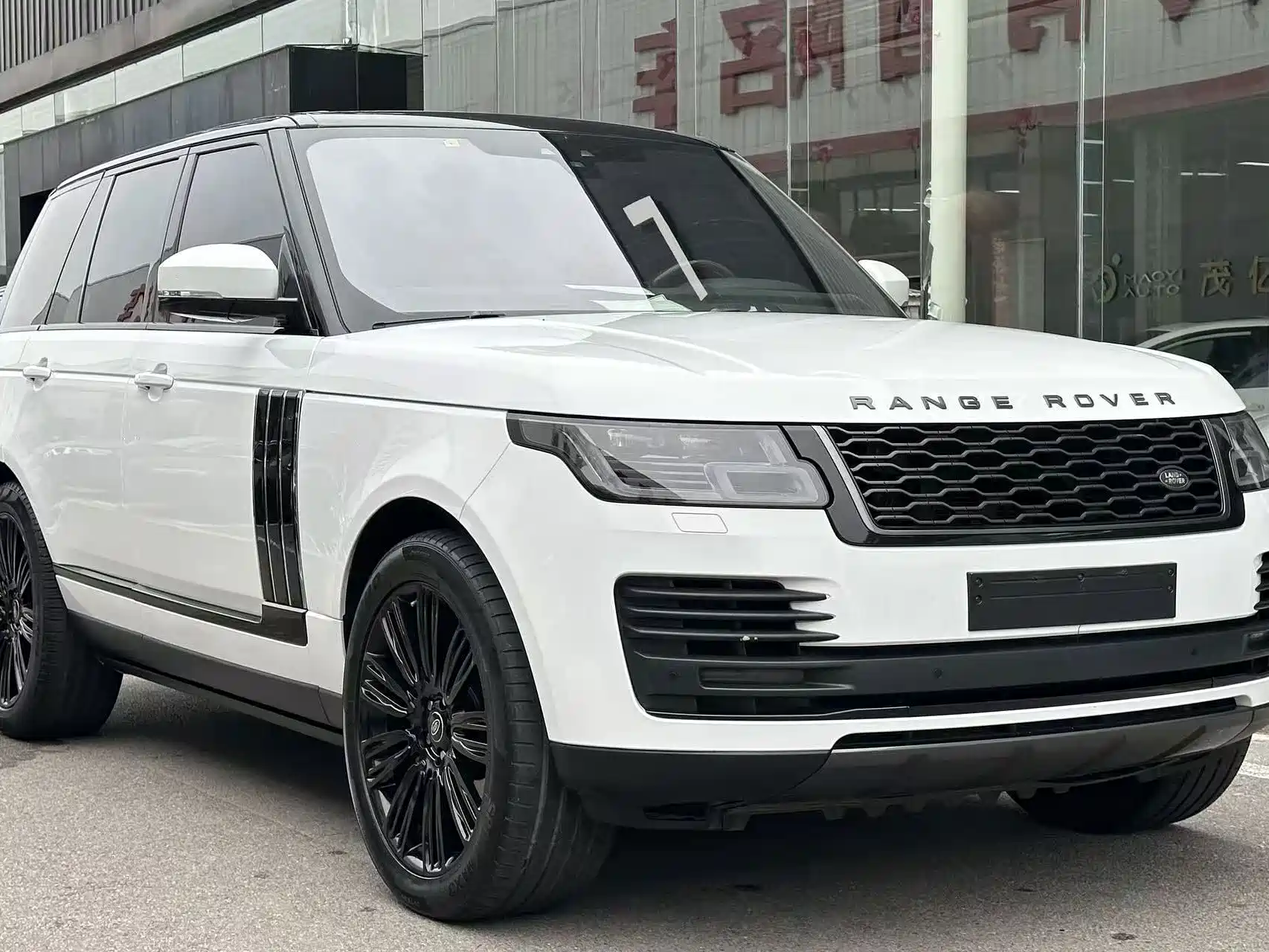 Фото 3 - Land Rover Range Rover
