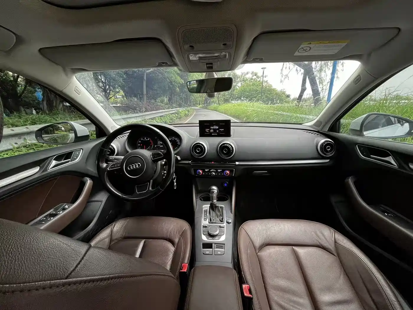 Audi A3 2016 Limousine 35 TFSI Leadership фото 9