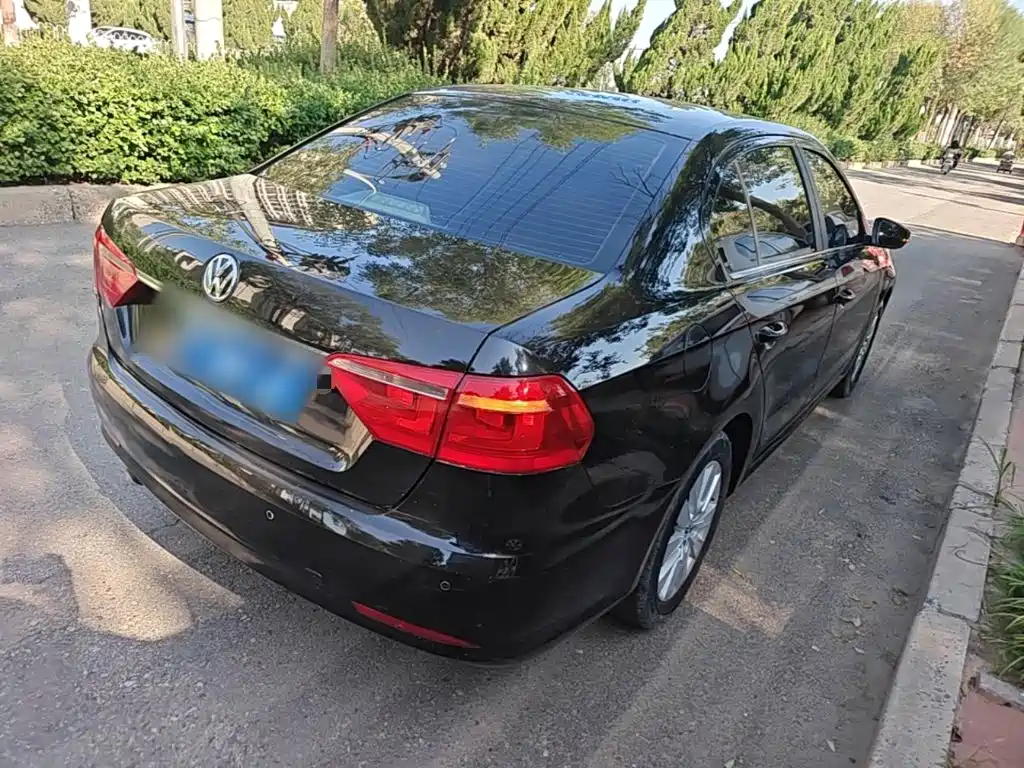 Фото 7 - Volkswagen Lavida