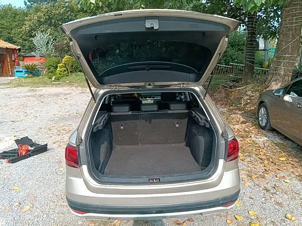 Volkswagen C-TREK 2018 2018 230TSI DSG Comfort