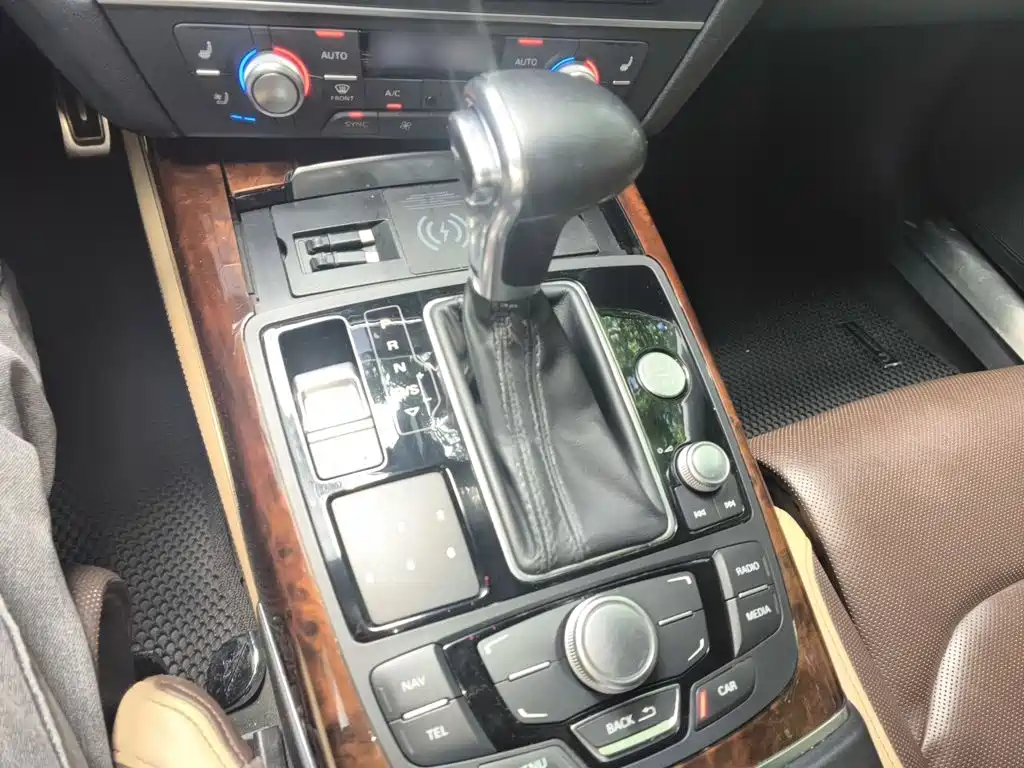 Photo 7 - Audi A7