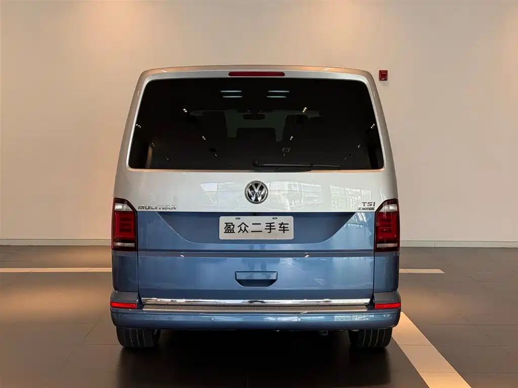 Volkswagen Multivan 2018 2018 2.0TSI 4WD Leisure Edition 7-Seater