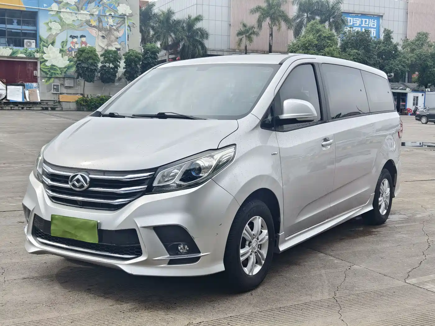 SAIC Maxus Maxus G10 2020 2019 Facelift PLUS 2.0T Automatic Elite Edition China VI