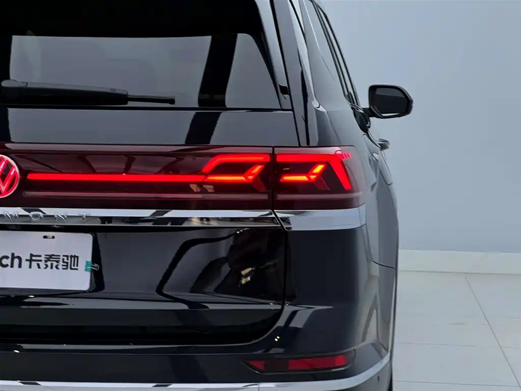 Volkswagen Teramont 2024 380TSI 4WD Dragon Glory Edition фото 7